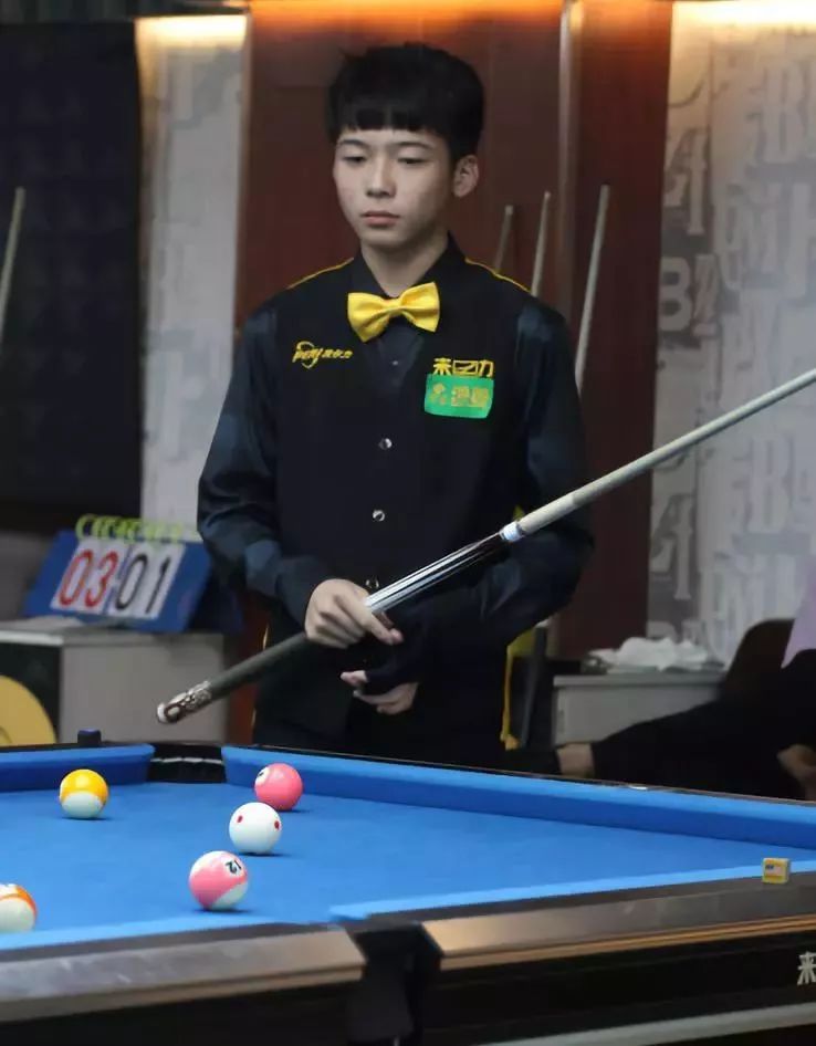 推动中国足 推动中国足